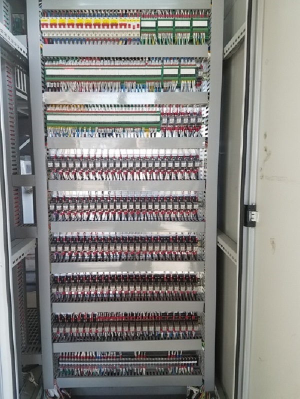 配电柜、控制柜现场制做、安装